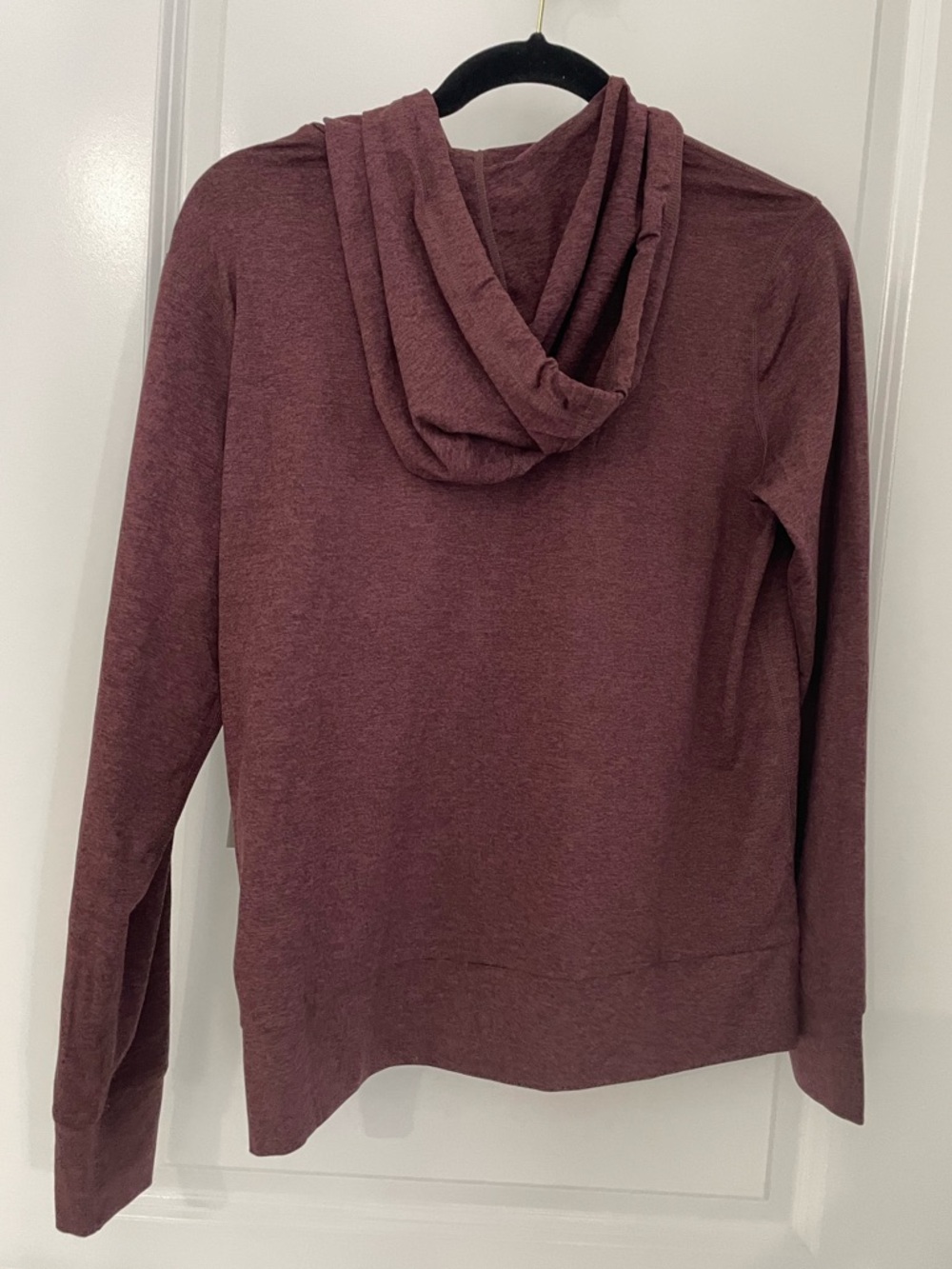 NEW Vuori Women's Halo Performance Hoodie 2.0 RUBY HEATHER Casual Athleisure.  2 - Picture 4 of 5